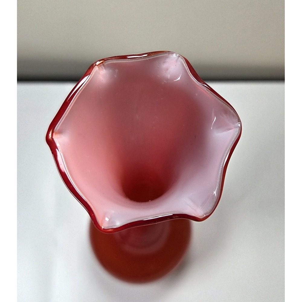 Vintage Hand Blown Glass MCM Vase Ruffled Top Red Orange - Picture 3 of 5